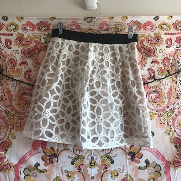 Pins and Needles Floral Overlay Skirt - Picture 3 of 7